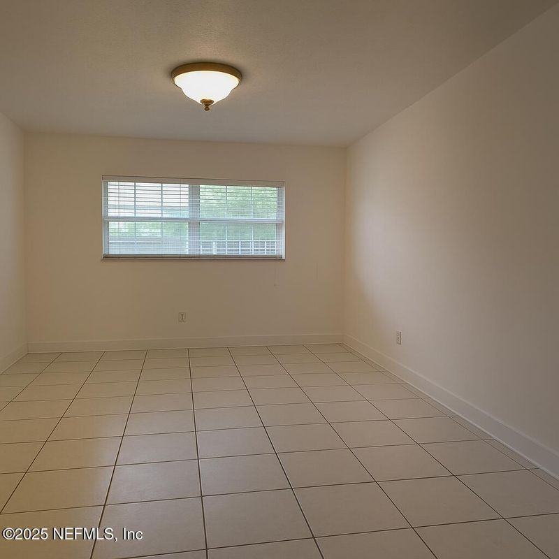 8279 Newport Rd, Jacksonville, FL 32244
