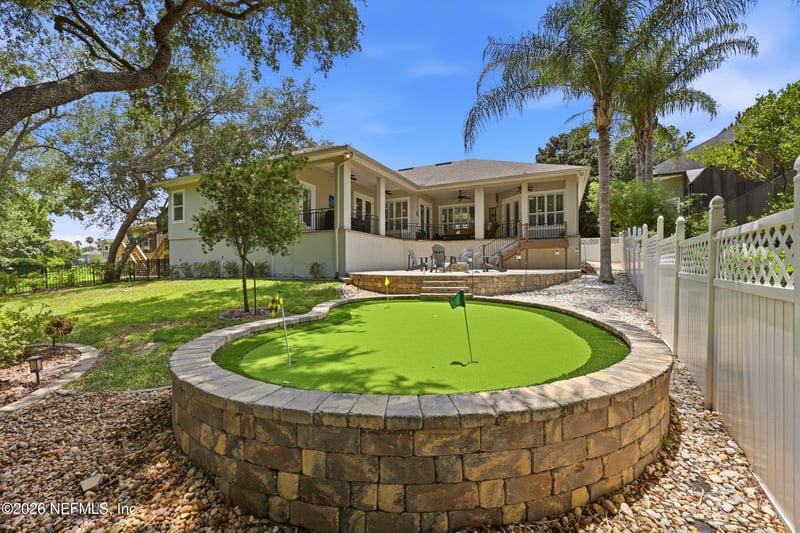 828 Riley Ln, St Augustine, FL 32095