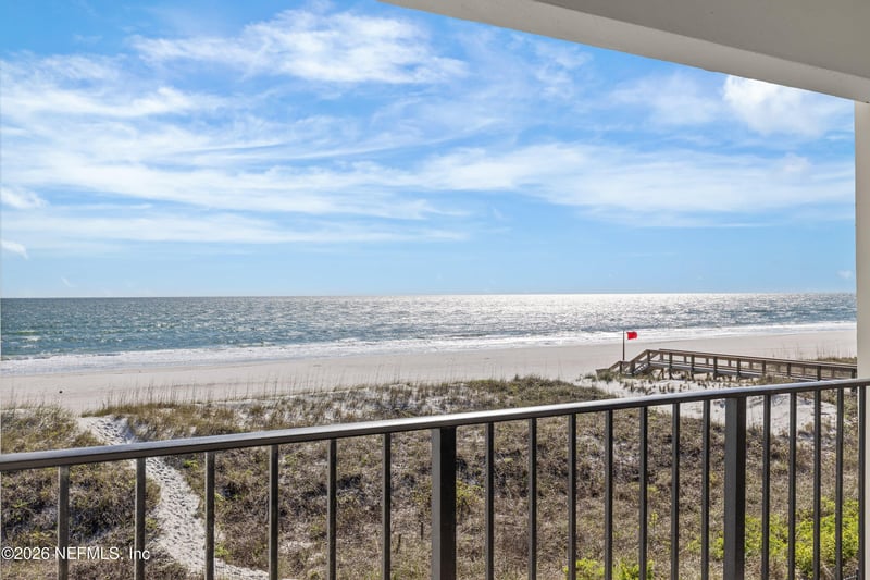 829 1st St #3-B, Jacksonville Beach, FL 32250