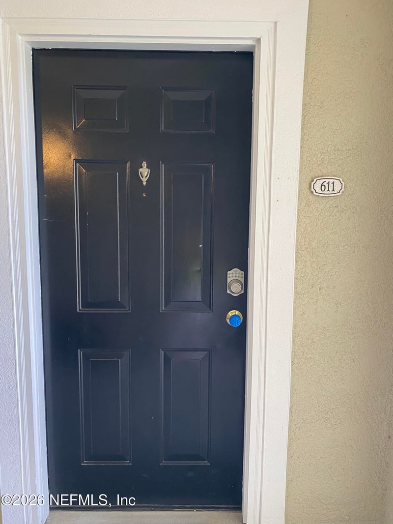 8290 Gate Pw #611, Jacksonville, FL 32216