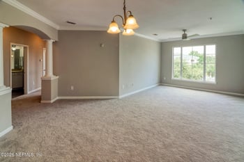 8290 Gate Pw W #1115, Jacksonville, FL 32216