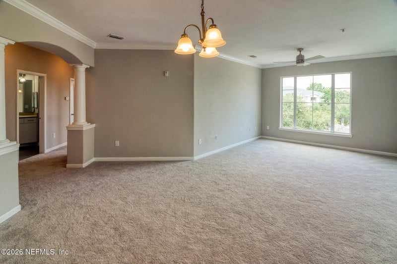 8290 Gate Pw W #1115, Jacksonville, FL 32216