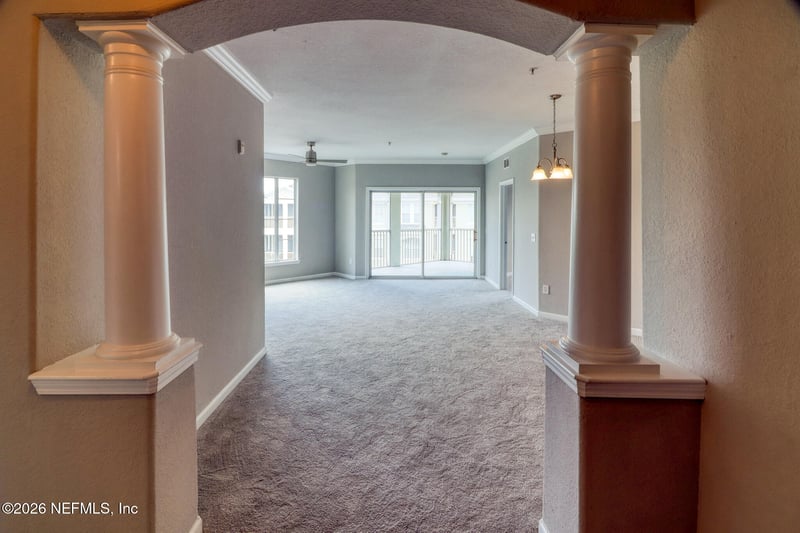 8290 Gate Pw W #1115, Jacksonville, FL 32216