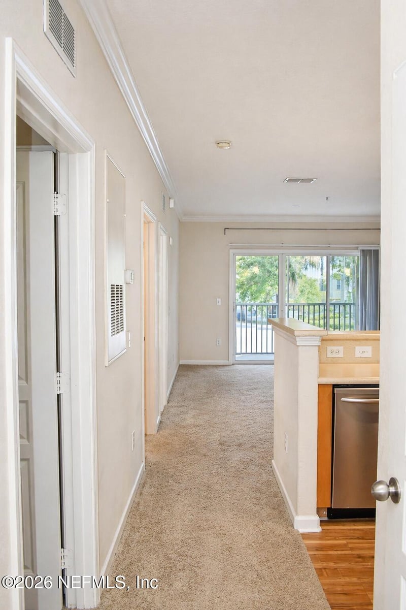 8290 Gate Pw W #141, Jacksonville, FL 32216