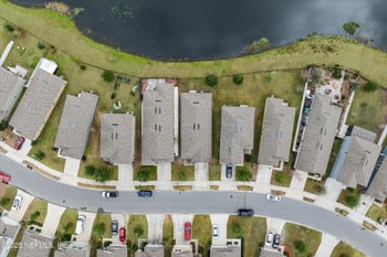 8292 Meadow Walk Ln, Jacksonville, FL 32256