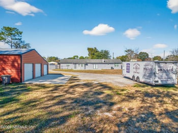 8294 Collins Rd, Jacksonville, FL 32244