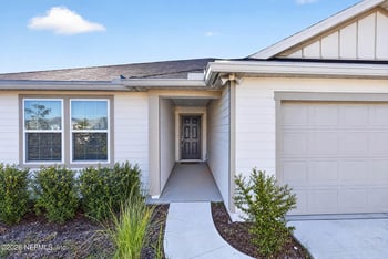 8302 Hawkes Meadow Dr, Jacksonville, FL 32219