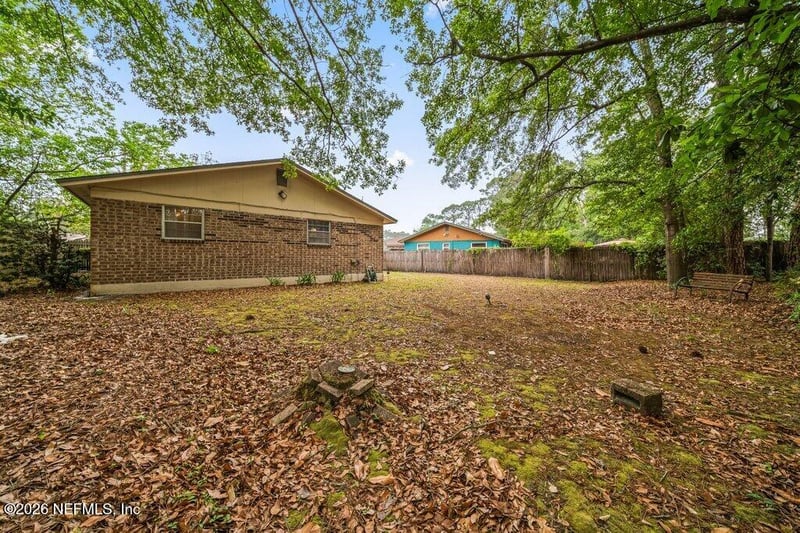 8307 Gullege Dr, Jacksonville, FL 32219