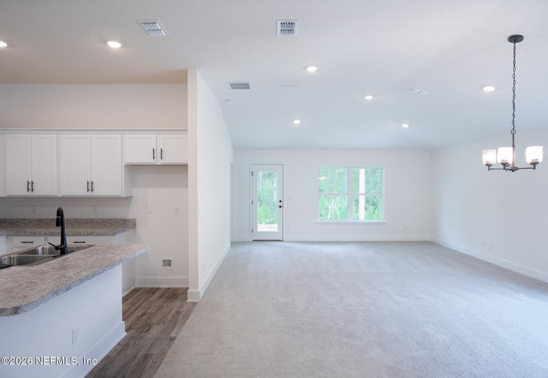 8309 Helmsley Blvd, Jacksonville, FL 32219