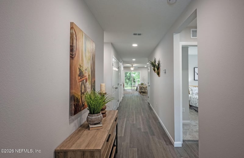 831 Noah Rd, Jacksonville, FL 32218
