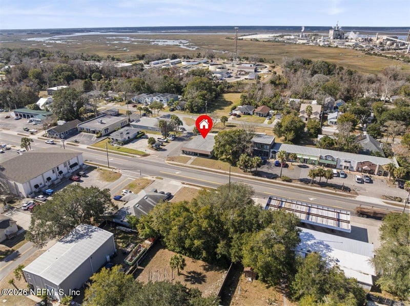 831 S 8th St, Fernandina Beach, FL 32034