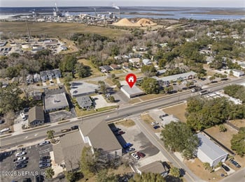 831 S 8th St, Fernandina Beach, FL 32034