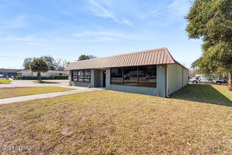 831 S 8th St, Fernandina Beach, FL 32034