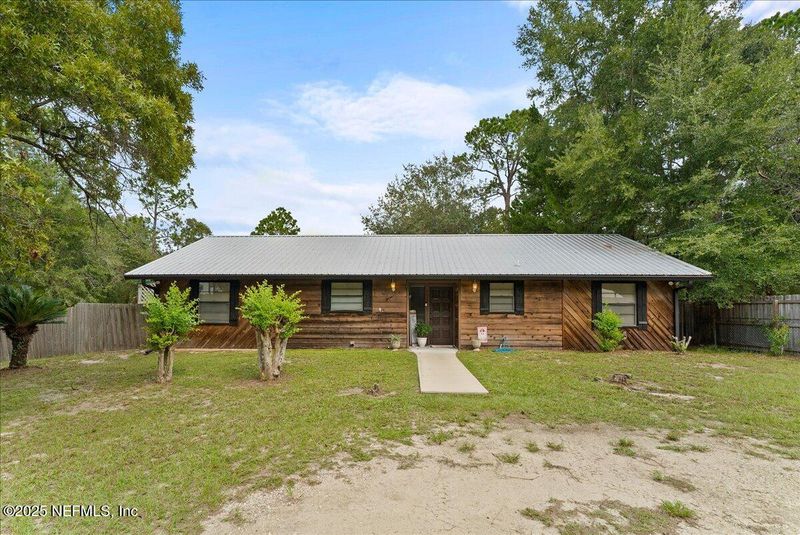 831 SE 50th St, Keystone Heights, FL 32656