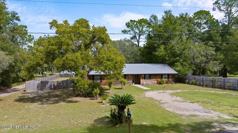 831 SE 50th St, Keystone Heights, FL 32656