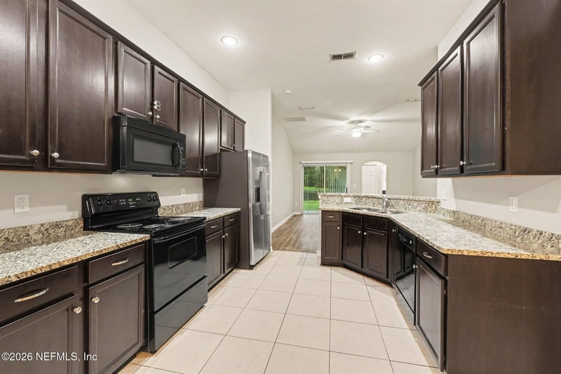 83171 Purple Martin Dr, Yulee, FL 32097