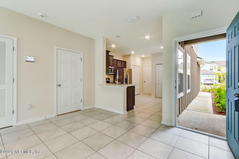 832 Observatory Pw, Jacksonville, FL 32218