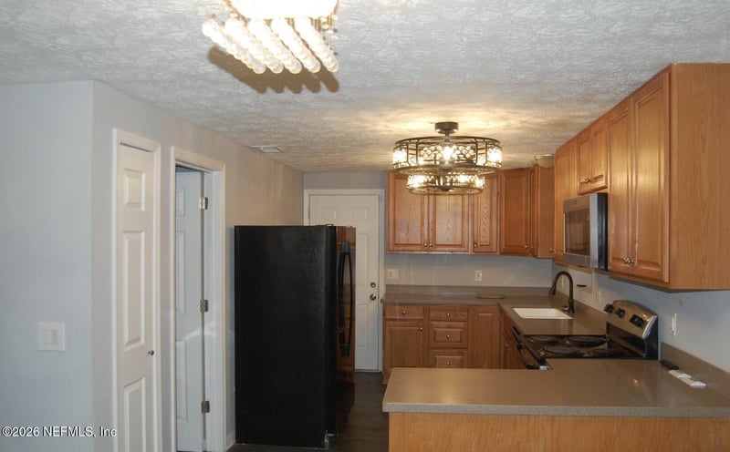 8321 Santman Ct, Jacksonville, FL 32221