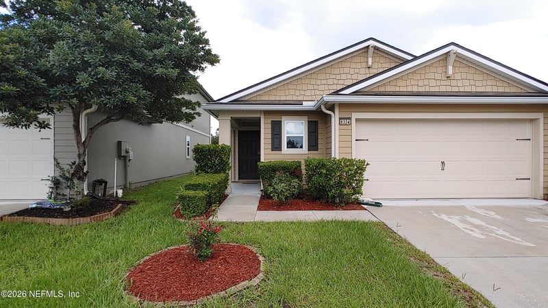 8324 Meadow Walk Ln, Jacksonville, FL 32256