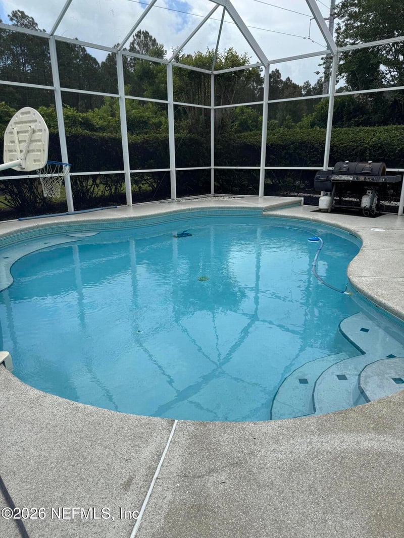 8325 Amherst Hills Ln, Jacksonville, FL 32256