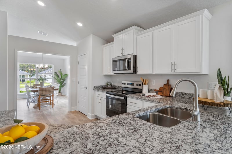 8327 Helmsley Blvd, Jacksonville, FL 32219