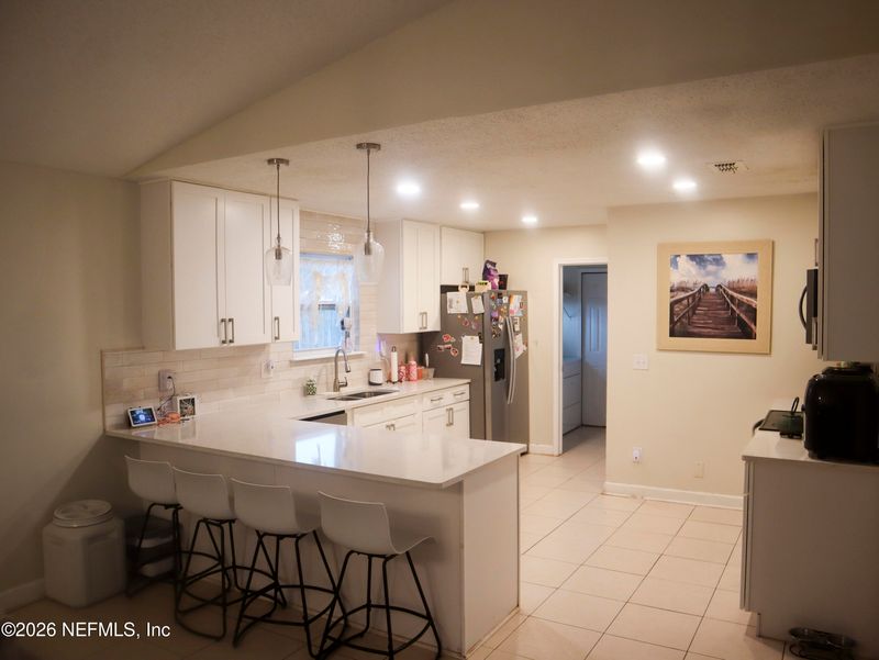 8329 Cross Timbers Dr E, Jacksonville, FL 32244