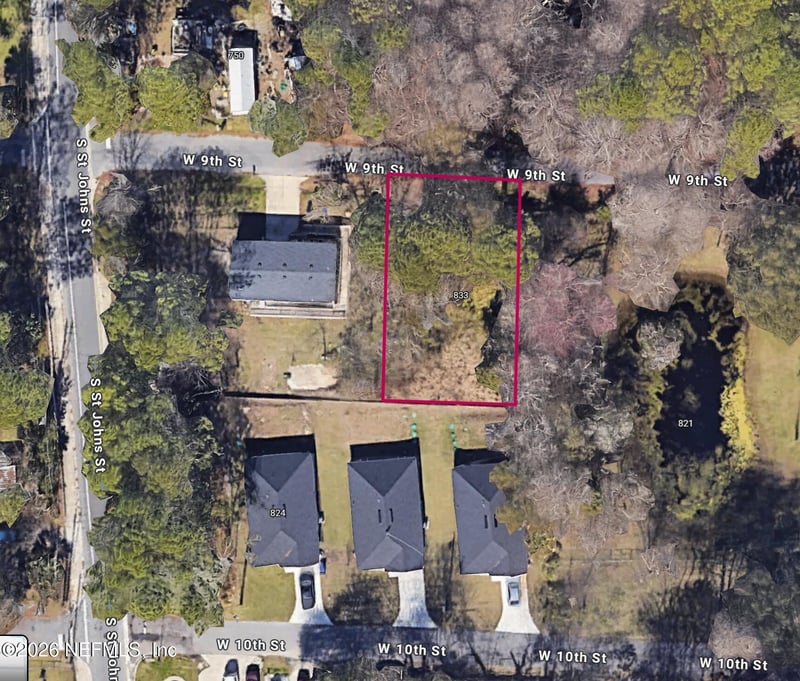 833 W 9th St, St Augustine, FL 32084