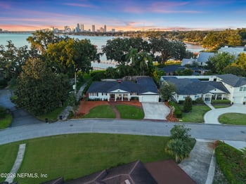 833 Waterman Rd N, Jacksonville, FL 32207