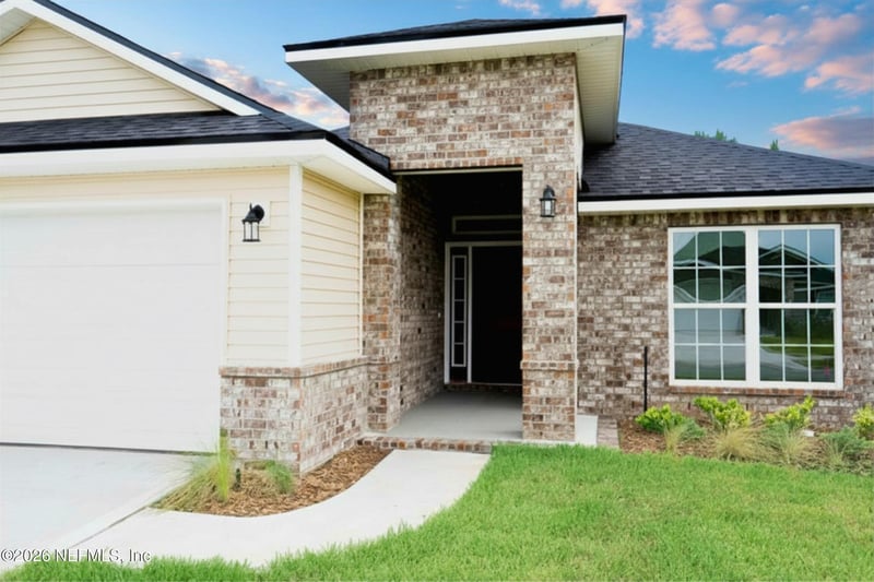8333 Helmsley Blvd, Jacksonville, FL 32219