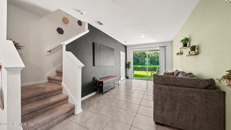 8334 Asteroid St, Jacksonville, FL 32256