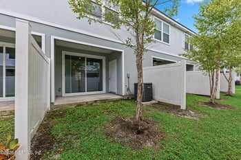 8335 Asteroid St, Jacksonville, FL 32256