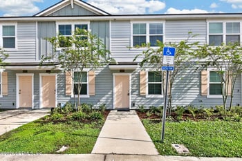 8339 Asteroid St, Jacksonville, FL 32256