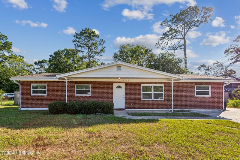 8341 Barracuda Rd, Jacksonville, FL 32244