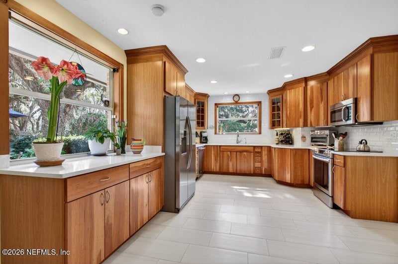 8349 Kim Rd, Jacksonville, FL 32217