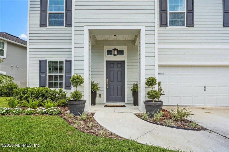 835 Laurel Valley Dr, Orange Park, FL 32065