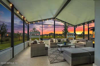 835 Laurel Valley Dr, Orange Park, FL 32065