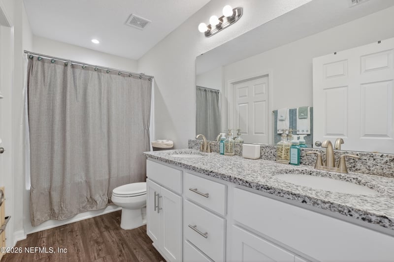 8352 Hewitt St, Jacksonville, FL 32244