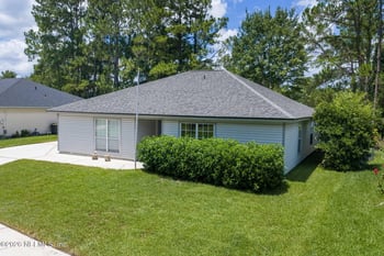 8354 Fire Fly Ln, Jacksonville, FL 32244