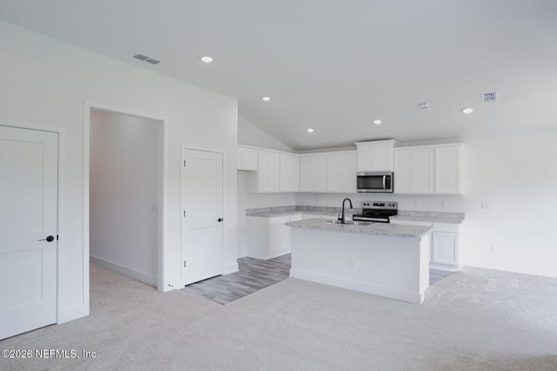 8357 Helmsley Blvd, Jacksonville, FL 32219