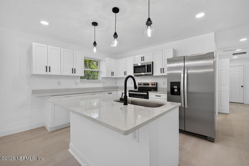 8365 Susie St, Jacksonville, FL 32210
