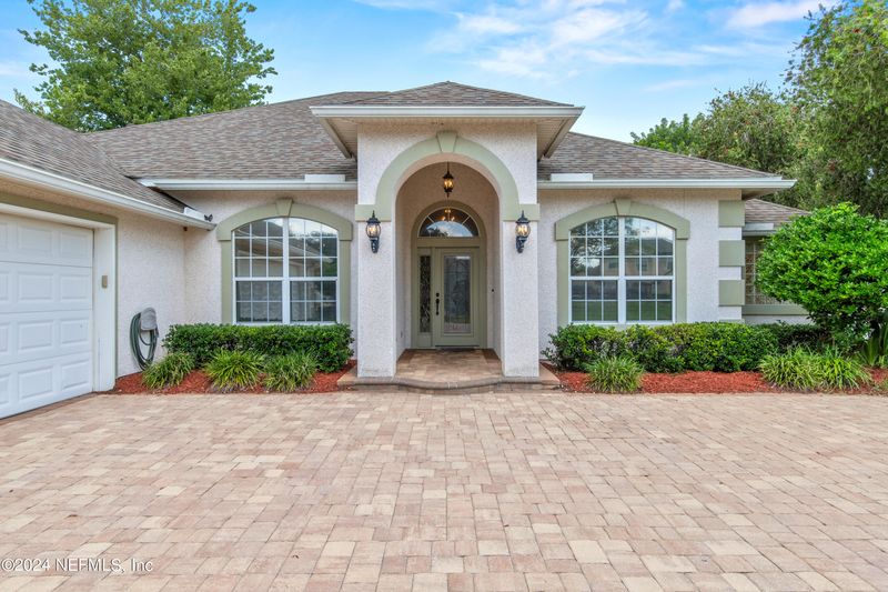 837 Lotus Ln N, St Johns, FL 32259