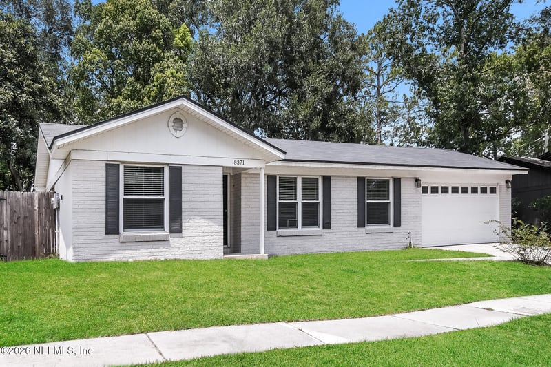 8371 Pointer Dr N, Jacksonville, FL 32221