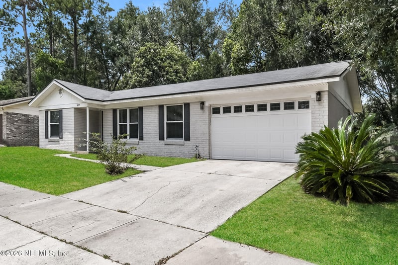 8371 Pointer Dr N, Jacksonville, FL 32221