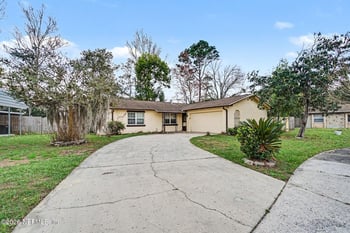 8374 Chessman Ct, Jacksonville, FL 32244