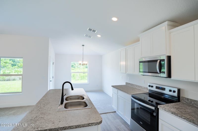 8375 Helmsley Blvd, Jacksonville, FL 32119