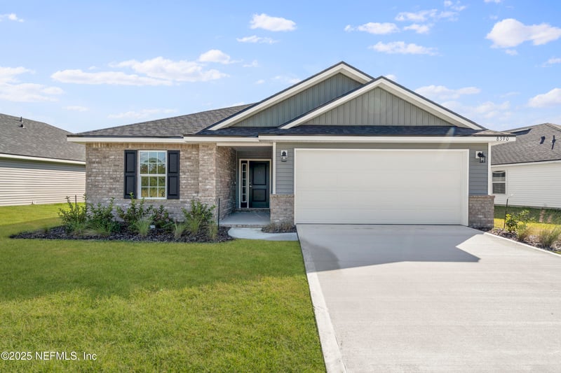 8390 Helmsley Blvd, Jacksonville, FL 32119