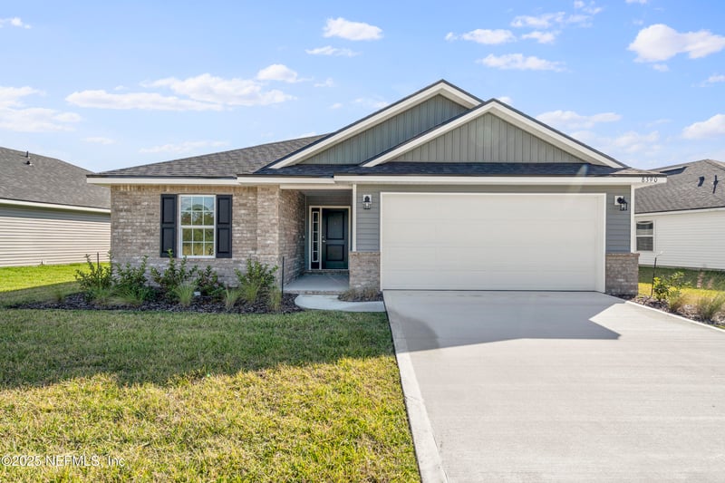 8390 Helmsley Blvd, Jacksonville, FL 32119