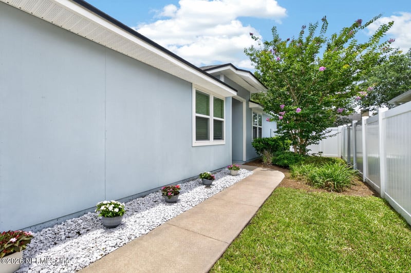 84 Monroe Ave, St Augustine, FL 32086
