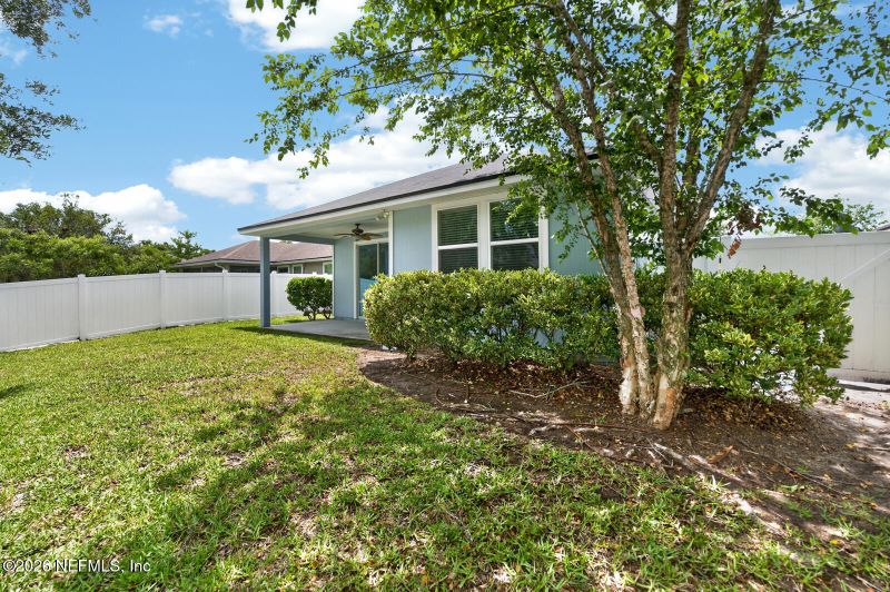 84 Monroe Ave, St Augustine, FL 32086