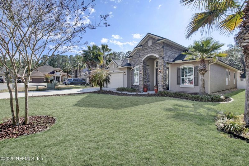 84 Ninewells Ln, St Johns, FL 32259